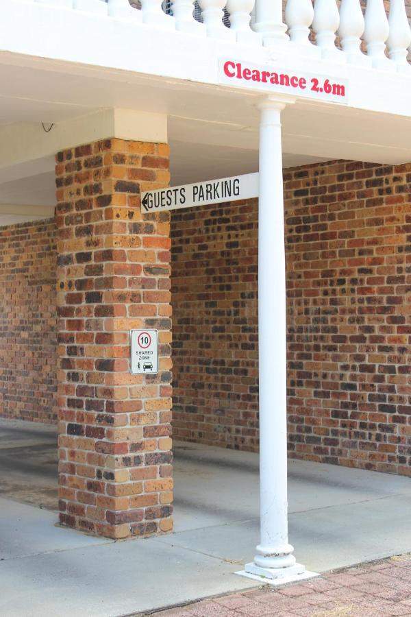 Aston Motel Yamba Eksteriør bilde